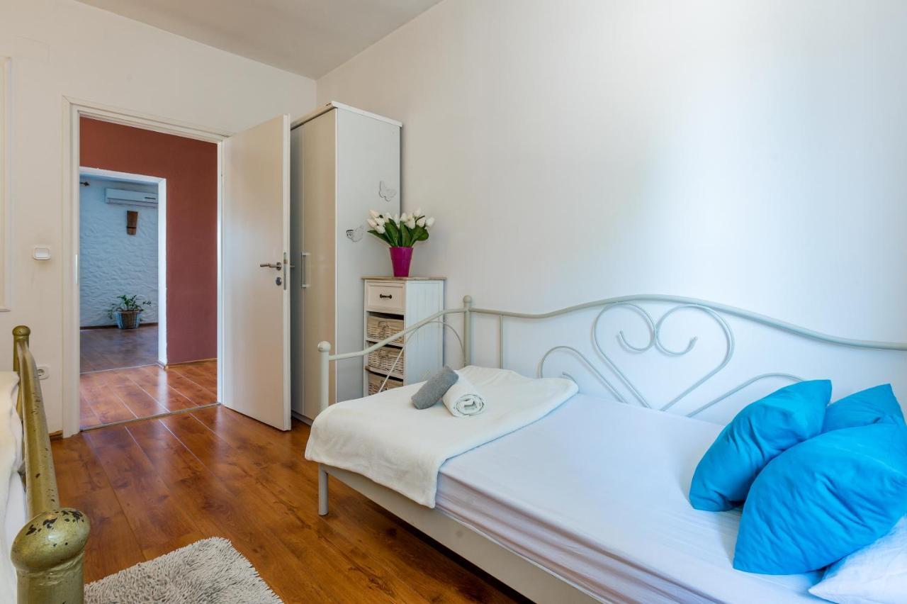 Apartment Vice Sibenik Bagian luar foto