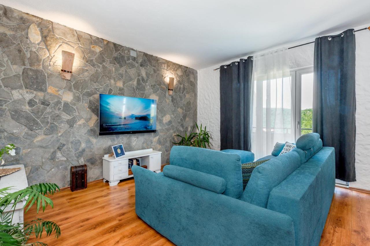 Apartment Vice Sibenik Bagian luar foto